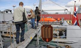 Klaipėdiečiai lankėsi karo laivuose