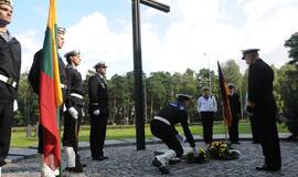 Klaipėdoje pagerbti žuvę užsienio kariai