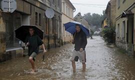 Europoje potvyniai nusinešė 8 žmonių gyvybes