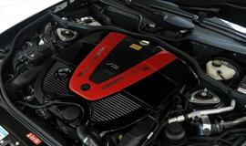 "Biuras" ant ratų: "Apple" ir "Brabus" sedanas "iBusiness"