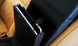 "Biuras" ant ratų: "Apple" ir "Brabus" sedanas "iBusiness"