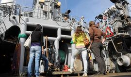 Klaipėdiečiai lankėsi karo laivuose