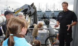 Klaipėdiečiai lankėsi karo laivuose