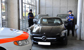 "Superautomobilio" savinininkas sulaikytas už "superrekordą"