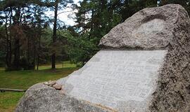 Atminimas, prasilenkiantis su istorine tiesa