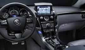 &quot;General Motors&quot; atšaukia 20 tūkstančių kadilakų