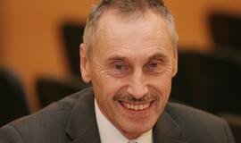 Lietuva svarsto galimybę suskystintų dujų terminalą statyti savo lėšomis