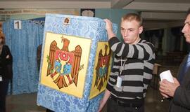 Moldovoje nepavyko referendumas dėl tiesioginių prezidento rinkimų