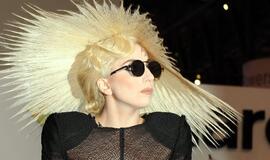 MTV muzikos apdovanojimuose triumfavo Lady Gaga