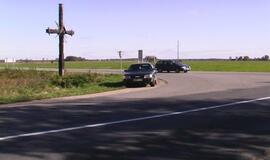 Netoli Priekulės nuo kelio nuvažiavo automobilis