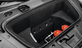 "Audi" pristato naują R8 modelio versiją GT