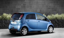 "Peugeot" pristato elektra varomą "iOn" modelį