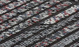 Pirkėjams tenka ilgai laukti užsisakytų automobilių