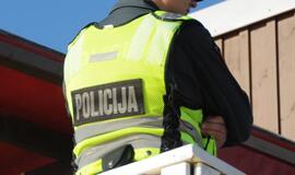 Policininku apsimetusį plešiką į namus įsileidęs šiaulietis neteko 18 tūkst. litų