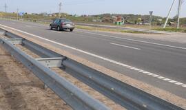 Vagys siaubia kelių ir ryšio infrastruktūrą