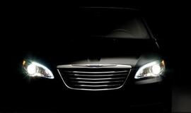 "Chrysler Sebring" nauja karta - sudėliota iš gabalėlių