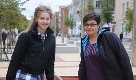 &quot;Jaunimo linijos&quot; savanoriai telefonu neapsiriboja