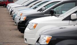 JAV automobilių gamintojų viltys - švelnesnė bankų politika