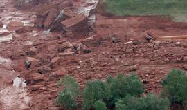 Vengrija: dar vienas šlamo išsiliejimas yra neišvengiamas