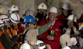 Čilėje tęsiama kalnakasių kėlimo iš avarinės šachtos operacija