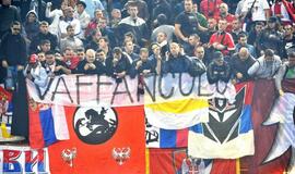 Italijoje futbolo aistruoliai iš Serbijos sukėlė riaušes