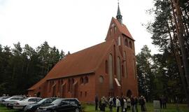 Vanagų parapijos namuose - įkurtuvių šventė