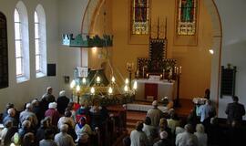 Vanagų parapijos namuose - įkurtuvių šventė