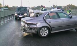 Slidžiuose pajūrio keliuose dužo automobiliai