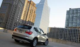 Kompanija BMW atnaujino kompaktinį visureigį X3