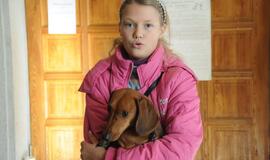 Gimnazijos auklėtiniai su augintiniais