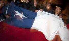 Čilėje tęsiama kalnakasių kėlimo iš avarinės šachtos operacija