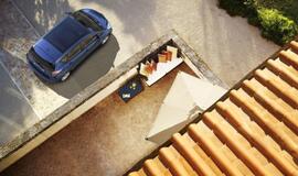 Paryžiuje įvyko "Toyota" miniveno "Verso S" premjera