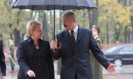 Žadama palengvinti sienos kirtimą