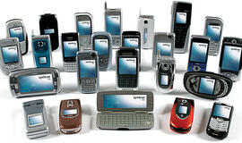 Išmaniųjų telefonų pardavimas išaugo beveik dvigubai