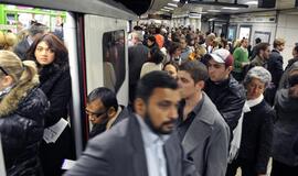 Londone ir vėl streikuoja metro personalas