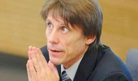 Nepastovusis Laimontas Dinius