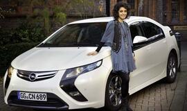 "Opel" veidu tapo gruzinė dainininkė Katie Melua