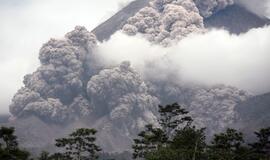 Indonezija: Merapio ugnikalnis nerimsta