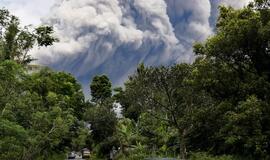 Indonezija: Merapio ugnikalnis nerimsta