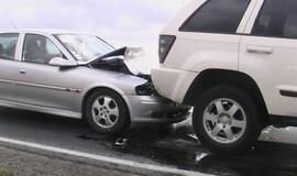 Į "Jeep" galą trenkėsi "Opel"