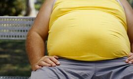 Dietologai pataria: neskubėkite valgyti, jei nenorite prisiauginti nereikalingų kilogramų