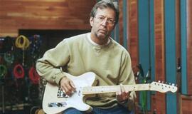Eric Clapton ketina parduoti dalį savo gitarų kolekcijos