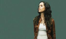 Kanadietė dainininkė Alanis Morissette susilaukė pirmojo kūdikio