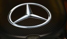 &quot;Mercedes-Benz&quot; pardavimas: per sunkmetį - visų laikų rekordo link