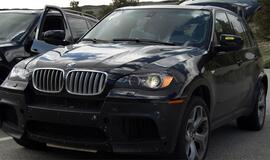 Naujutėlaitis BMW sukėlė įtarimų