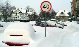 Pamaryje žiema rodo savo galią
