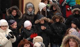 Kretingalėje papuošta kalėdinė eglė