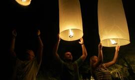 Ant vandenyno kranto - cunamio aukų minėjimas