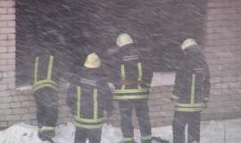 Gaisras apleistame pastate I. Simonaitytės gatvėje