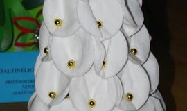 Originalios Klaipėdos pedagogų, darželinukų ir tėvelių eglutės